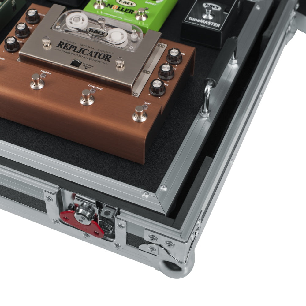 Gator G-TOUR Pedalboard Flight Case With Wheels | Extra Large