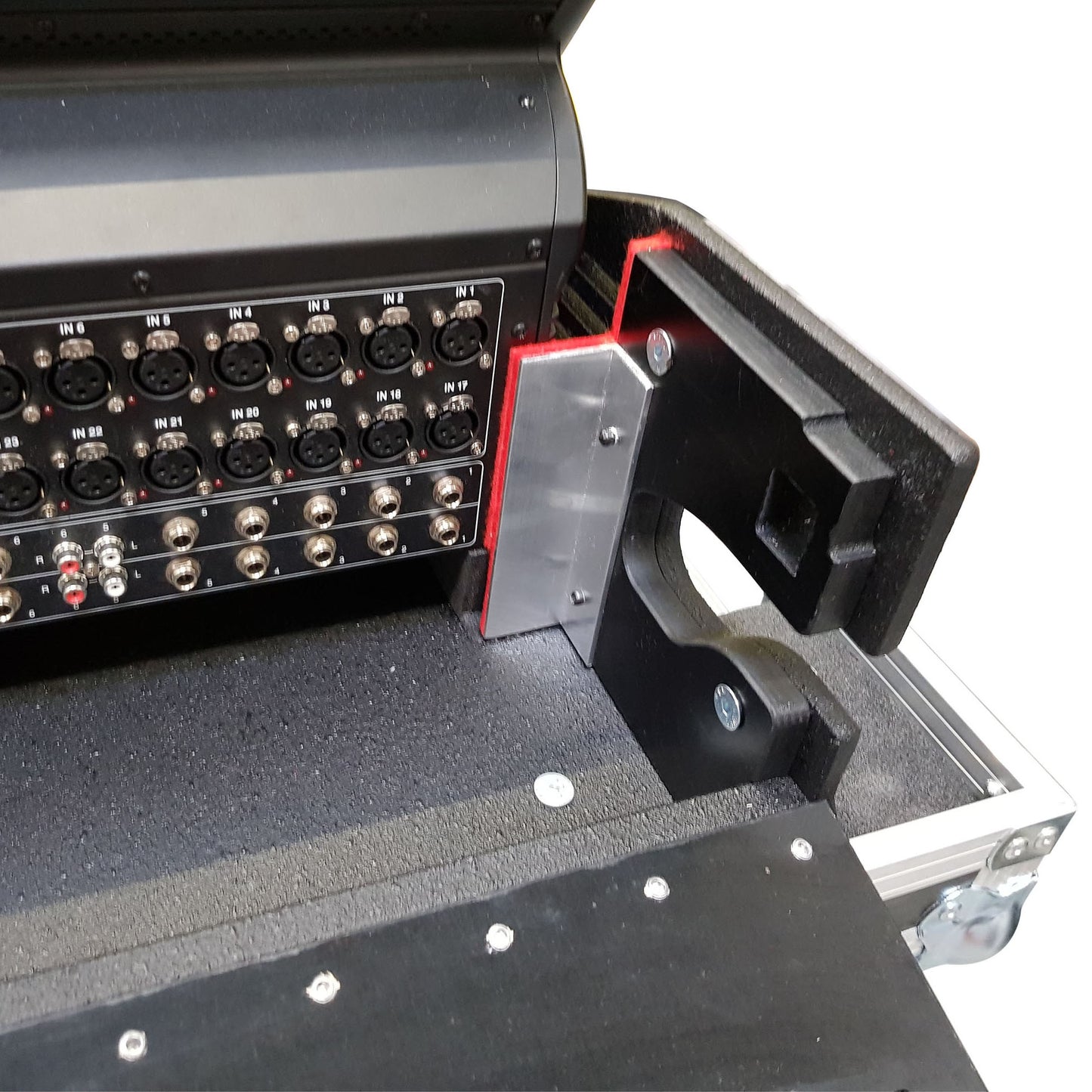 45930_ProX-Flip-Ready-Hydraulic-Console-Case-For-Digital-Audio-Consoles-_-Midas-M32-_-None-_-Fixed_ALT17sqr