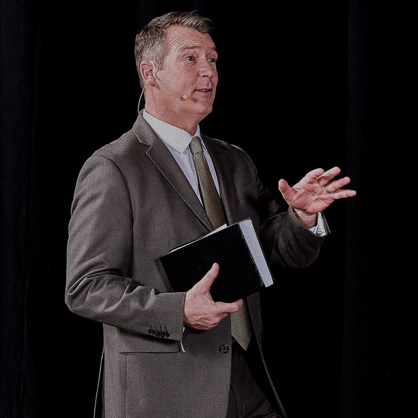 Shure SLXD14/153T Wireless Headworn Microphone System | Frequency: G58 (470-514 MHz)