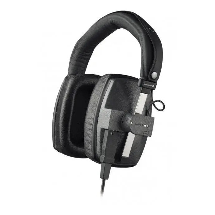 Beyerdynamic DT 150 Closed-Back Studio Headphones
