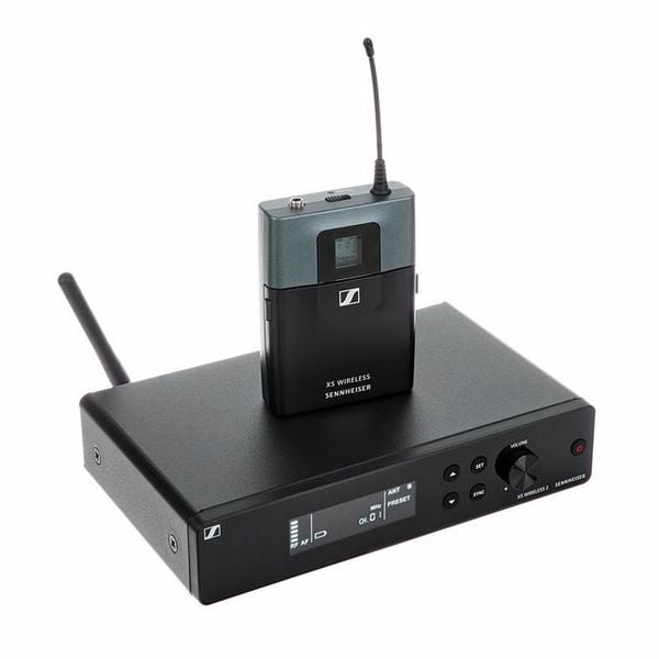 Sennheiser XSW 2-ME2 Wireless Lavalier Microphone System