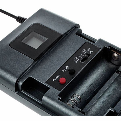 Sennheiser XSW 2-ME2 Wireless Lavalier Microphone System