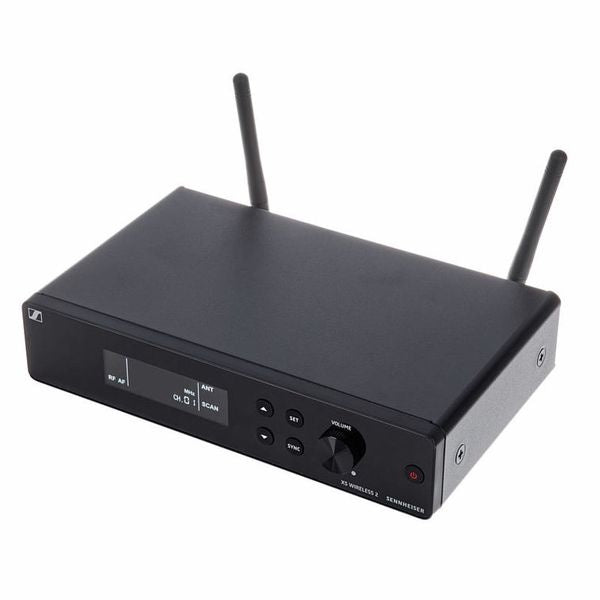 Sennheiser XSW 2-835 UHF Wireless Handheld Microphone System