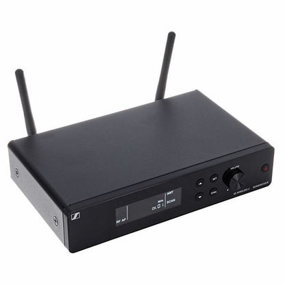 Sennheiser XSW 2-835 UHF Wireless Handheld Microphone System