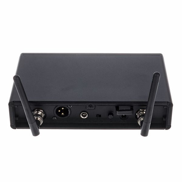 Sennheiser XSW 2-865 Wireless Handheld Microphone System