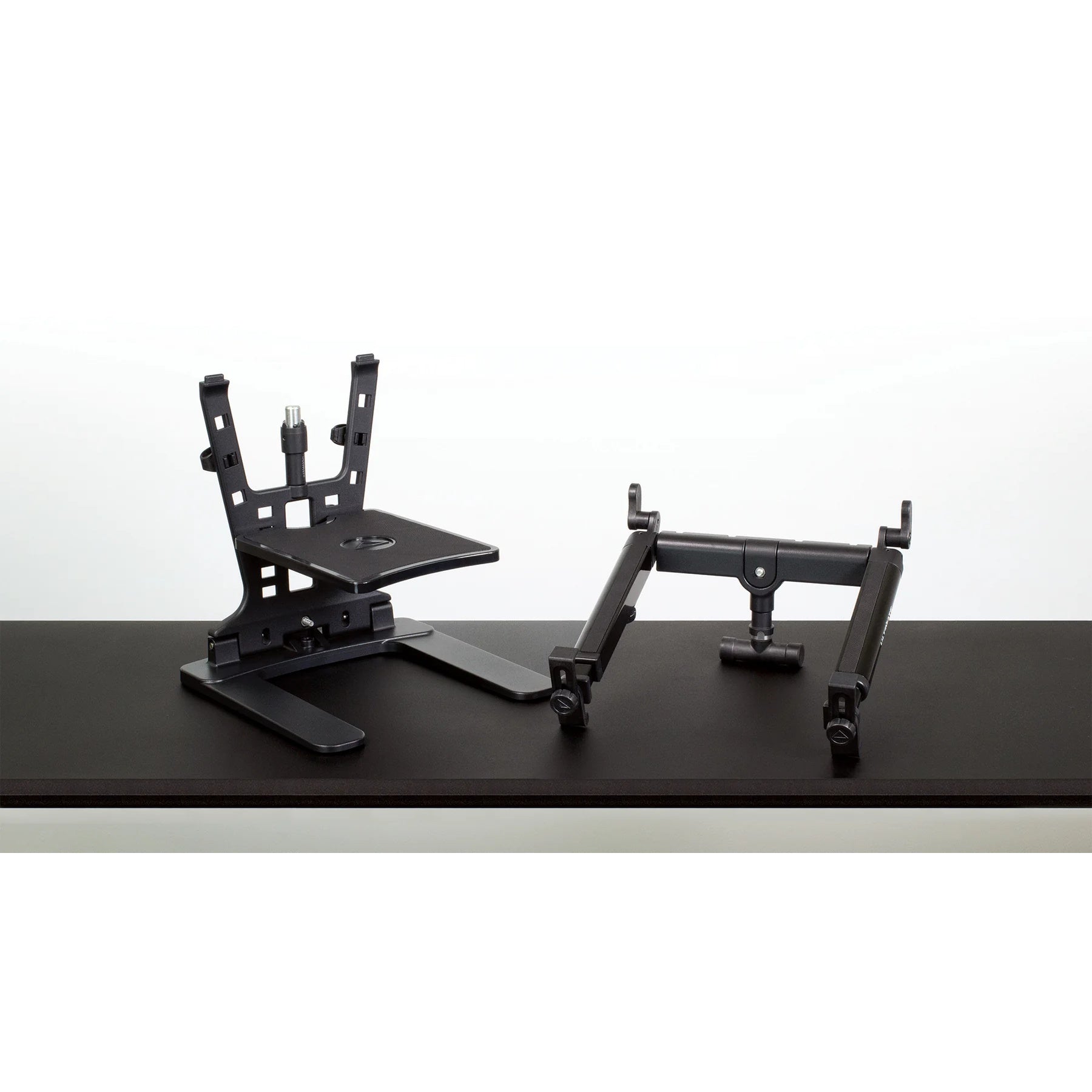 70520_Ultimate-Support-LPT-1000QR-HyperStation-QR-Two-Tier-Laptop-DJ-Stand_ALT27sqr