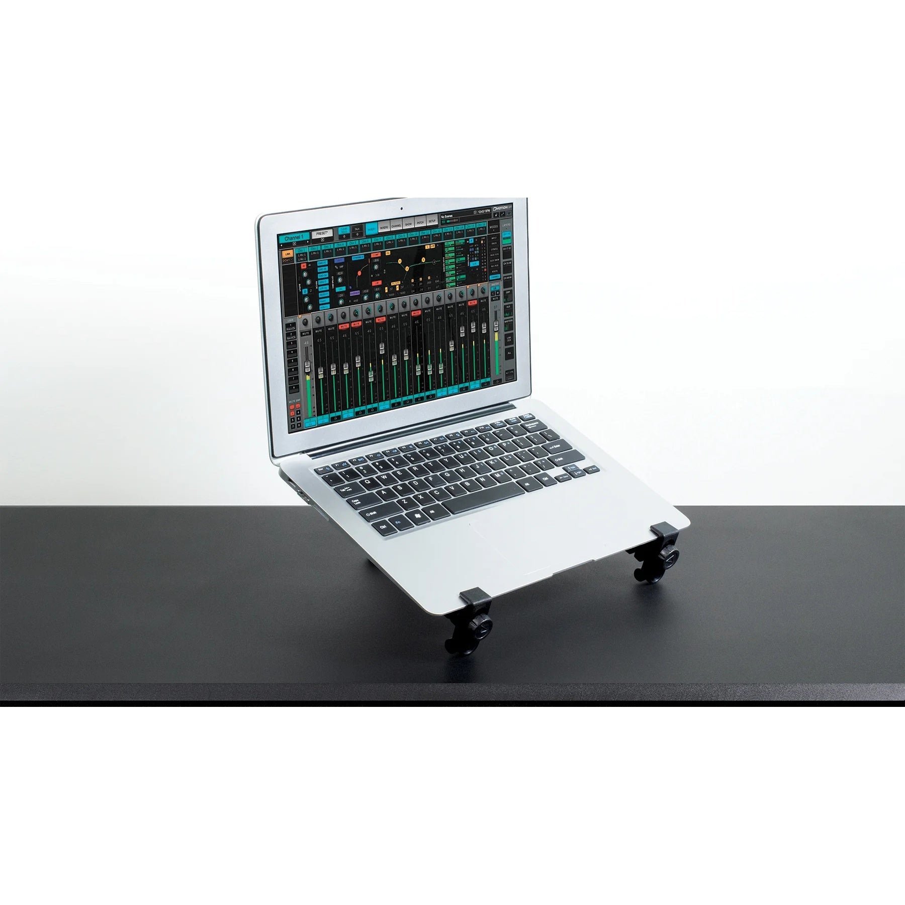 70520_Ultimate-Support-LPT-1000QR-HyperStation-QR-Two-Tier-Laptop-DJ-Stand_ALT47sqr