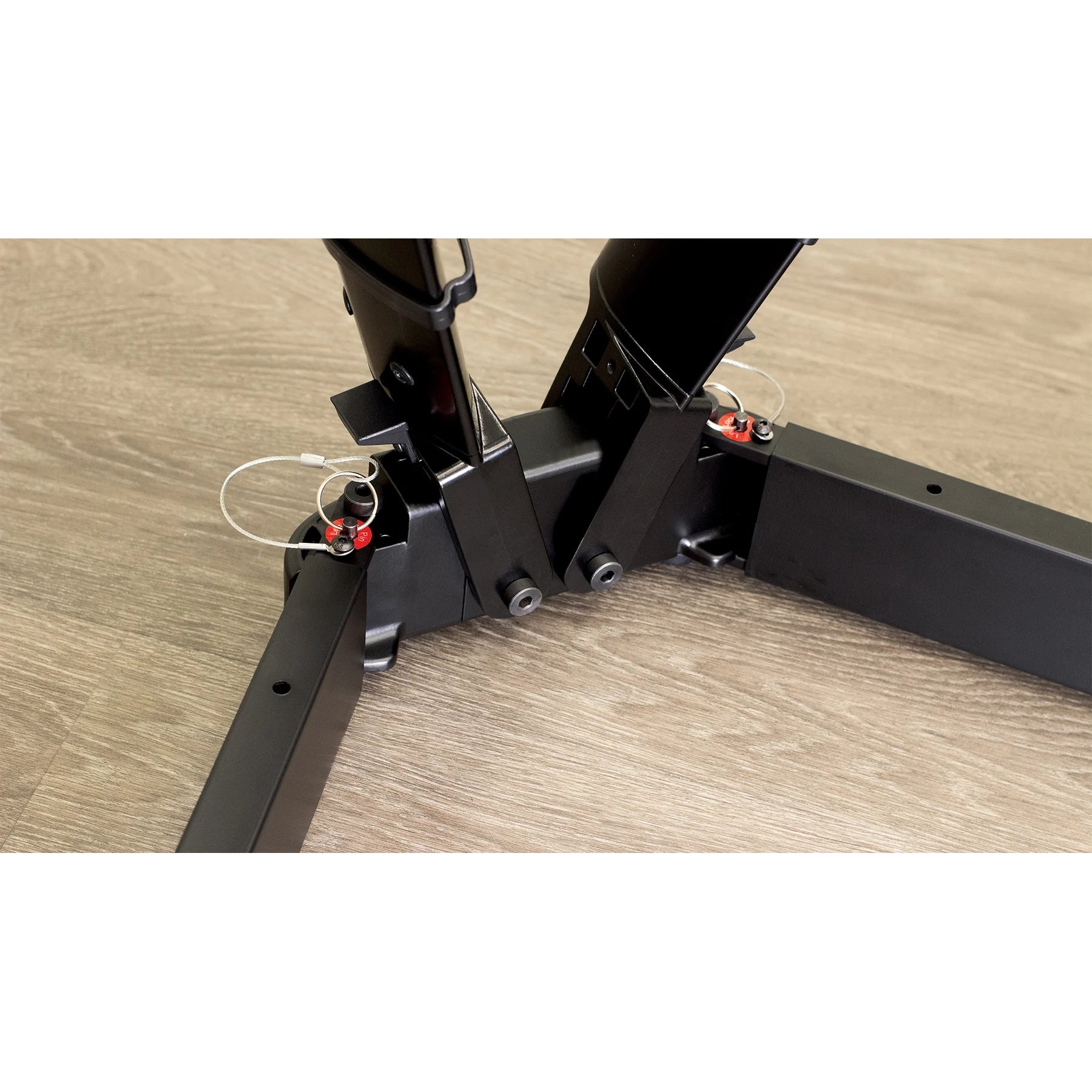 73531_Ultimate-Support-VS-88B-V-Style-Keyboard-Stand-With-Cable-Management-_-Black_ALT24sqr