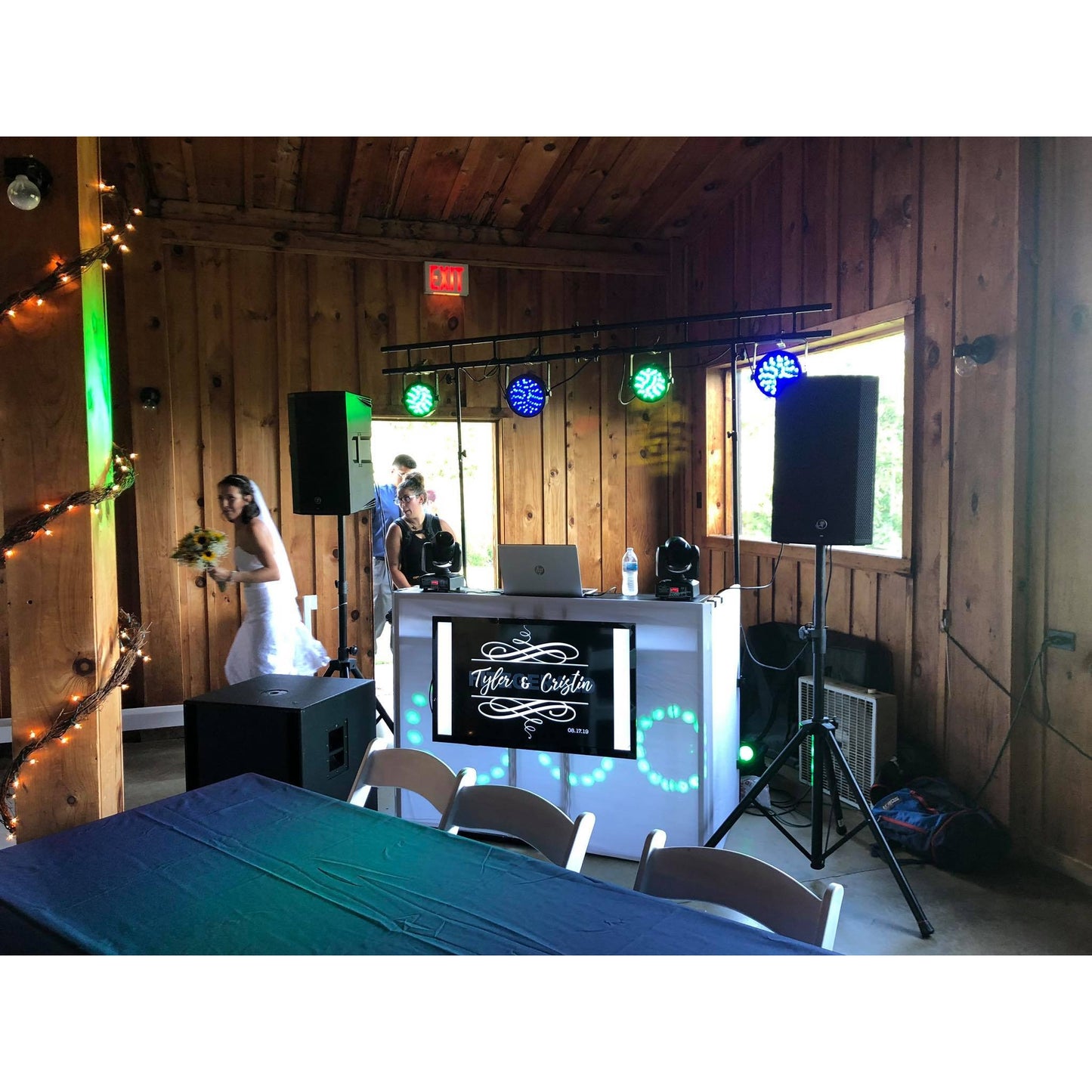 ProX XF-MESAMEDIAMK2 DJ Facade TV Workstation With Scrims and Bag