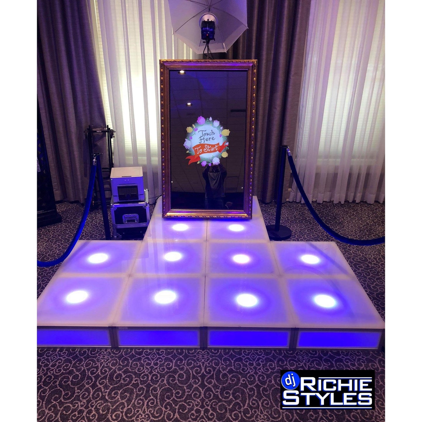 76379_ProX-XSA-2X2-8-Lumo-Stage-Acrylic-Cube-Platform-Light-Box-Section_ALT27sqr
