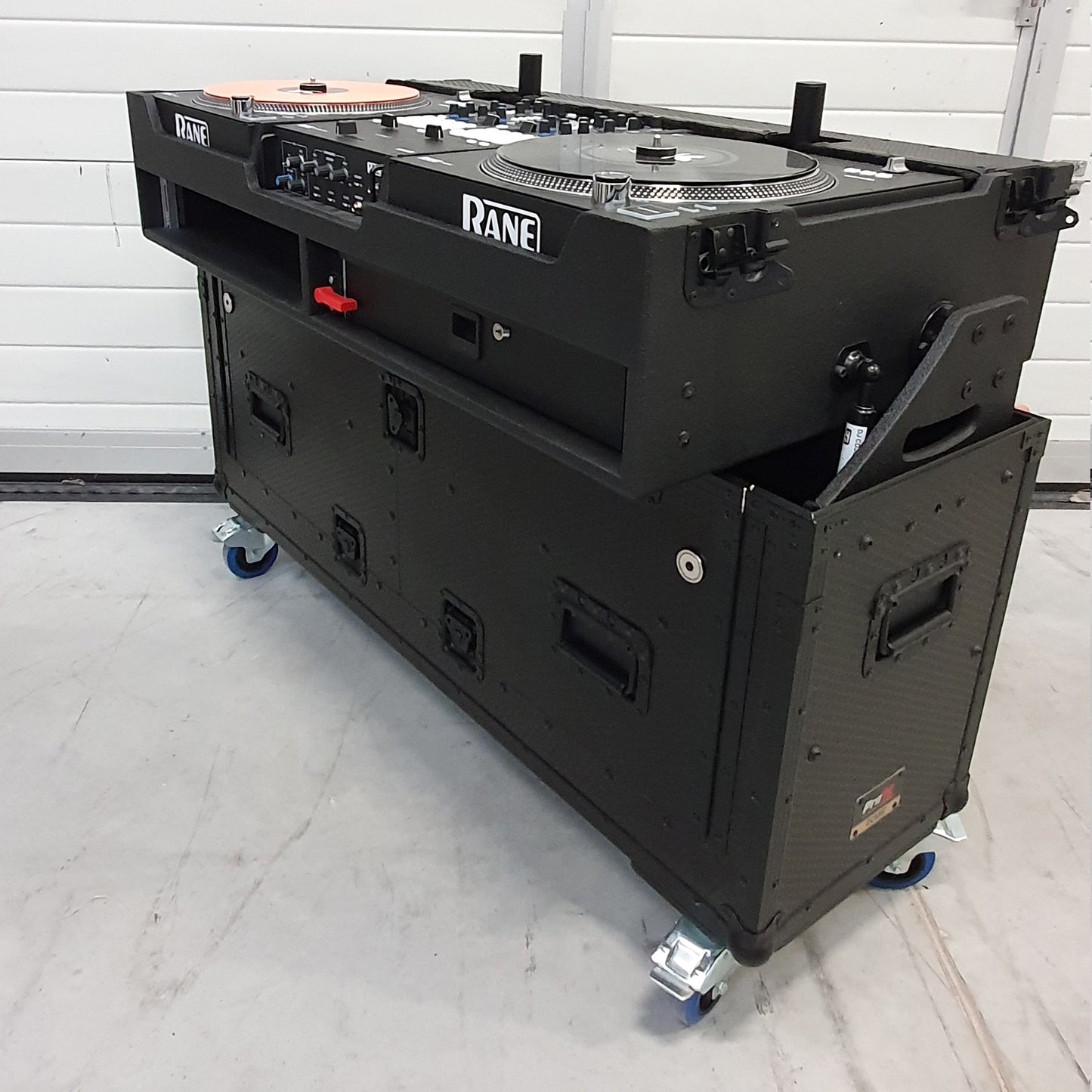 ProX Flip-Ready Hydraulic Console Case For Digital Audio Consoles | Rane Twelve/Seventy/Seventy-Two Series | Fixed