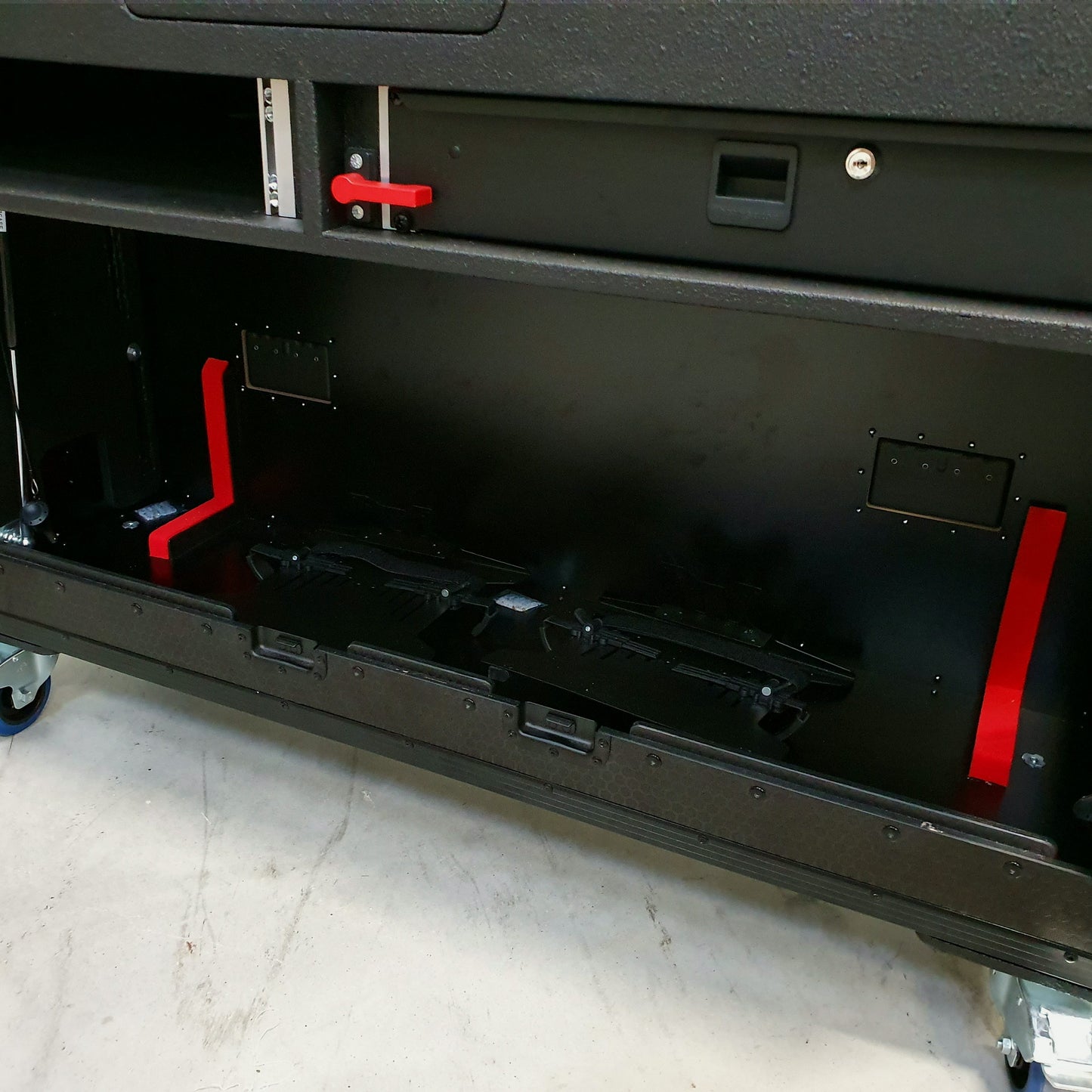 ProX Flip-Ready Hydraulic Console Case For Digital Audio Consoles | Rane Twelve/Seventy/Seventy-Two Series | Fixed
