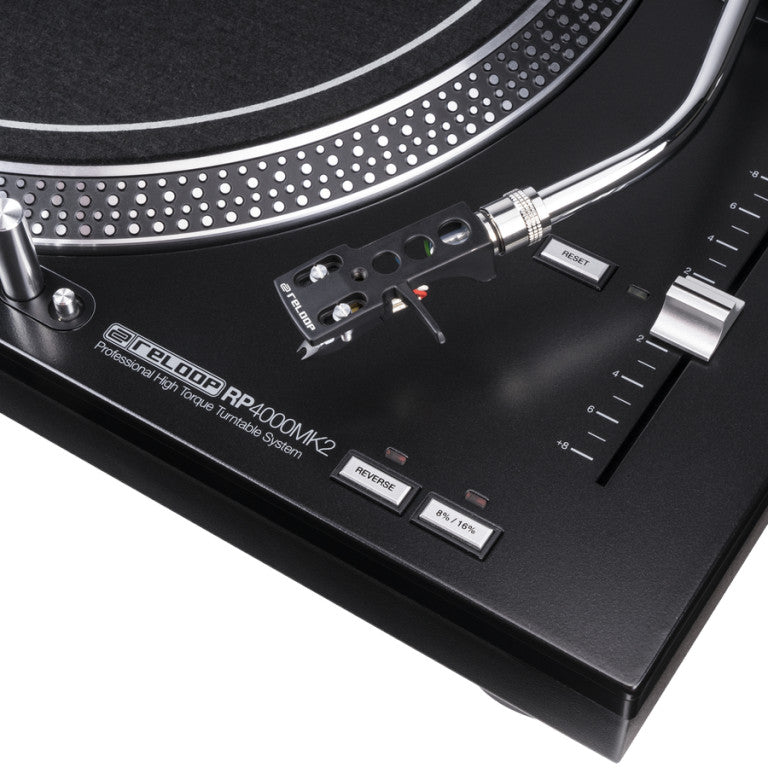 Reloop RP-4000 MK2 High Torque Turntable System top detail