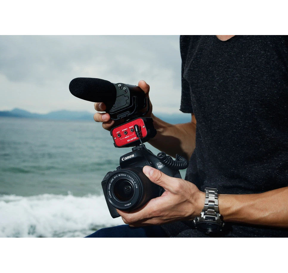 Saramonic SR-AX100 on camera