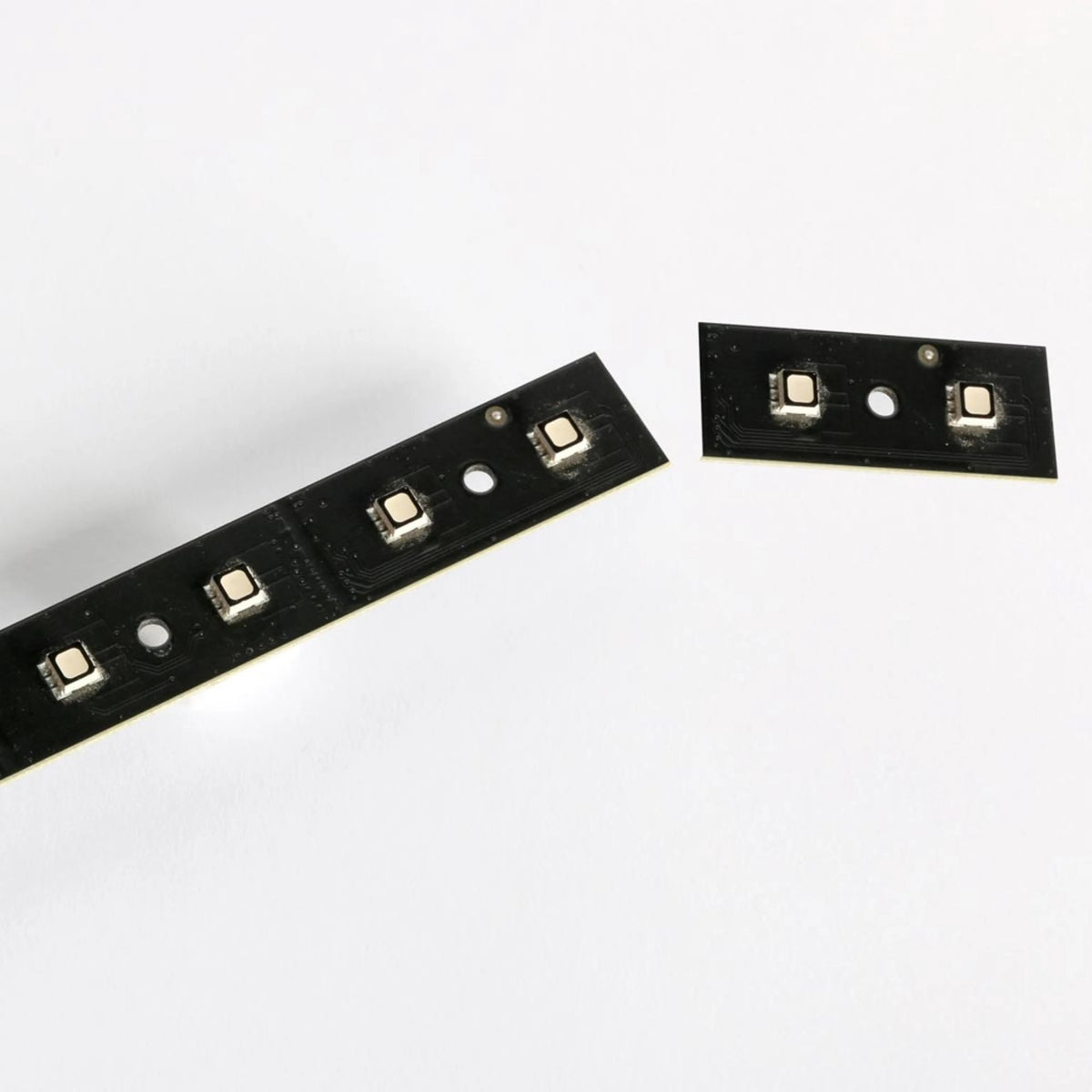 VC-Strip 25 close-up of break-apart pixel segments separated from the strip end, Martin Lighting
