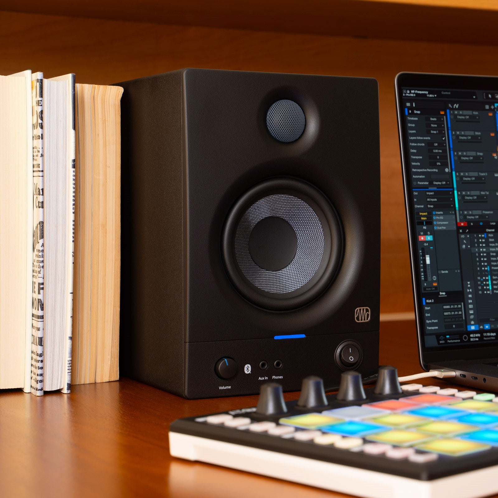 Presonus Eris 4.5BT 4.5-Inch Media Reference Monitors lifestyle