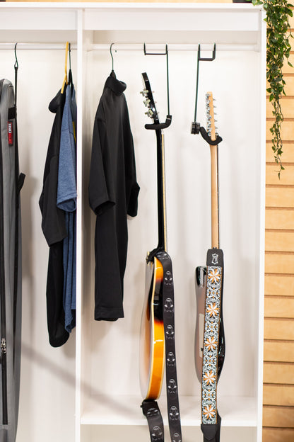 Gator Frameworks GFW-GTRCLOSETHNGR-DLX Deluxe Closet Hanger Guitar Yoke lifestyle