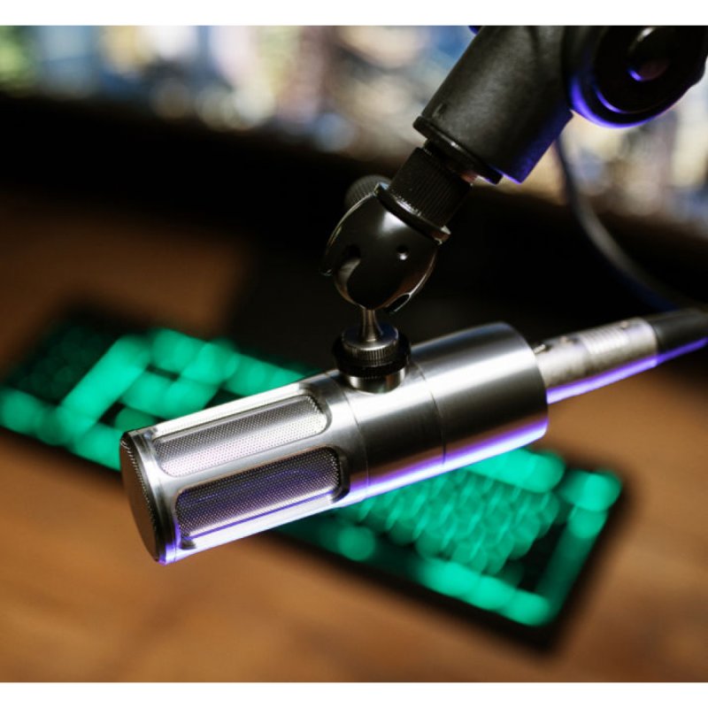 Earthworks ICON PRO Broadcast-Quality XLR Streaming Microphone