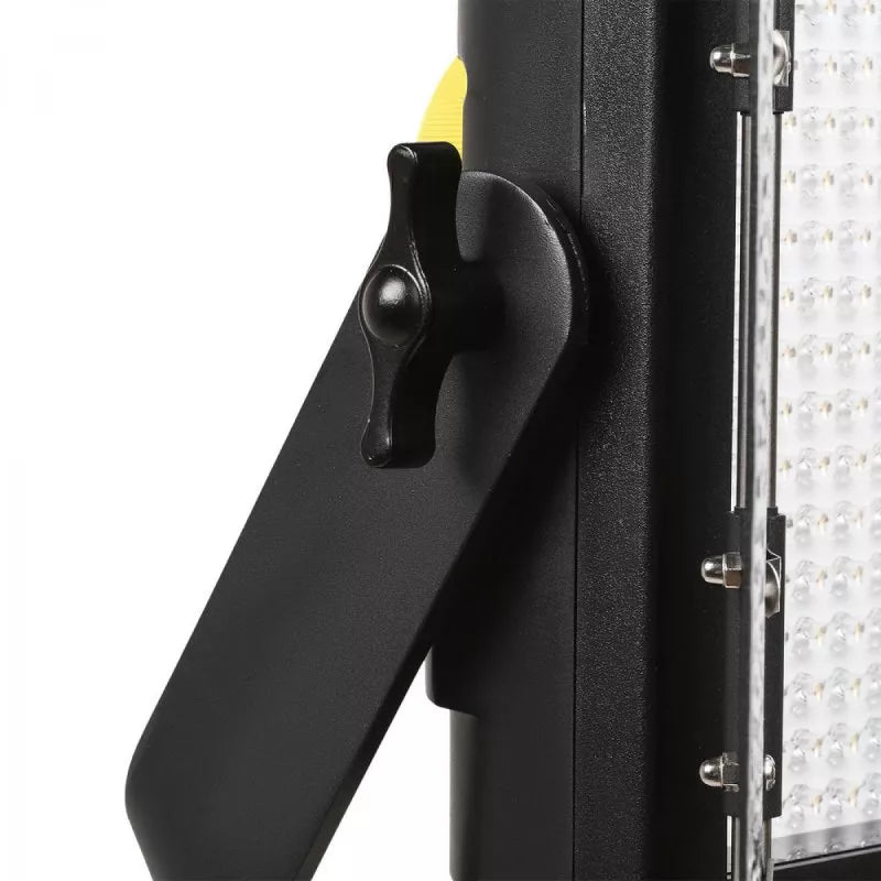 IKAN RW5-2PT-KIT Kit with 2 x Rayden Daylight Half x 1 LED Lights